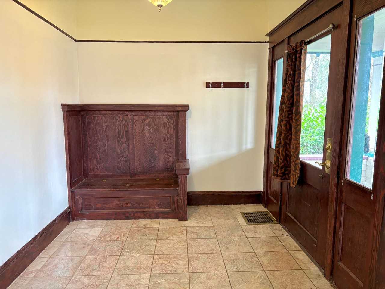 5527 Ne Mallory Ave - Photo 5 of 32