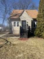 featured image of 5689 N 41st St