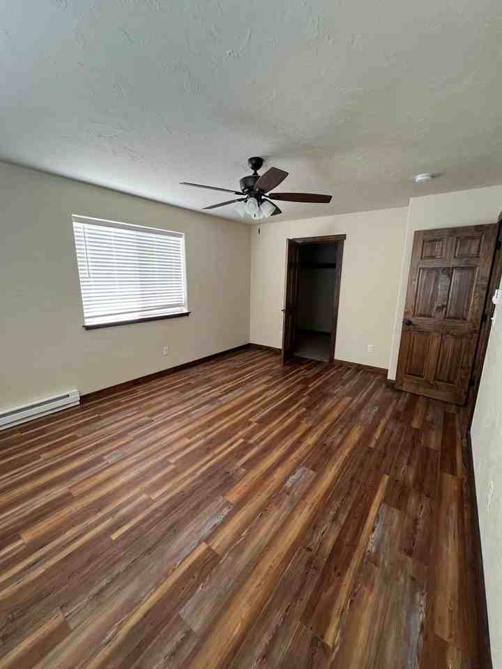 5584 Eagle Ridge Rd - Photo 7 of 11