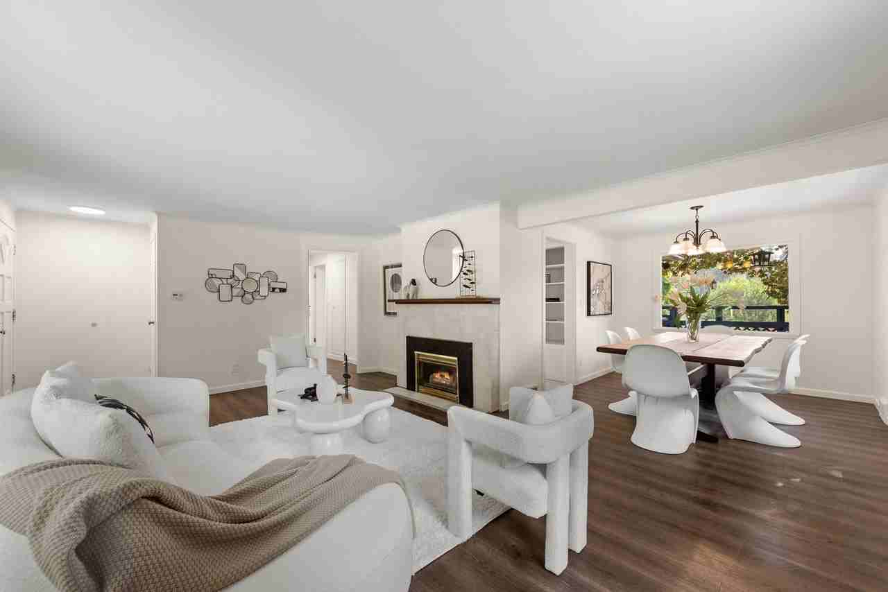 12049 Ne 97th St - Photo 7 of 37