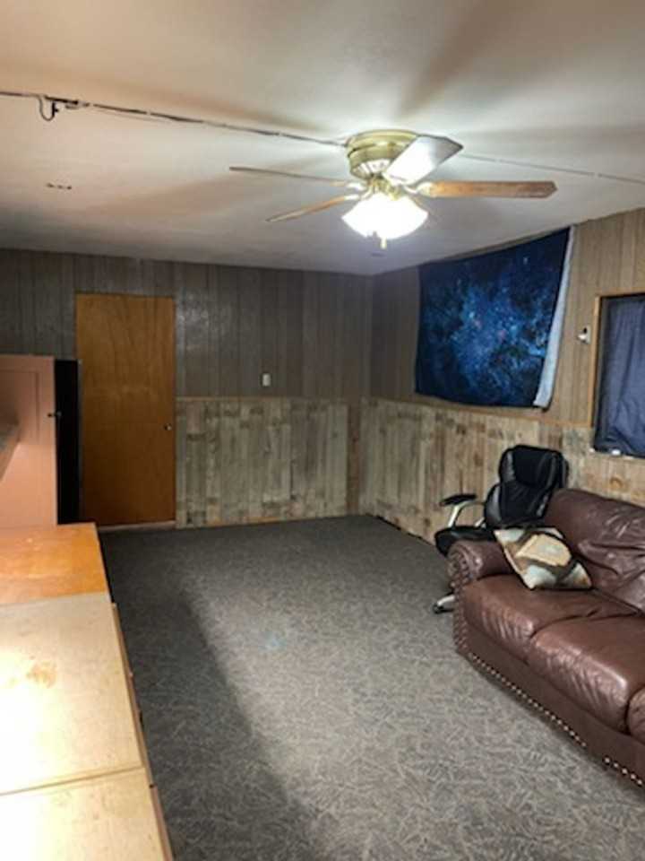 425 N 17th St - Photo 2 of 11