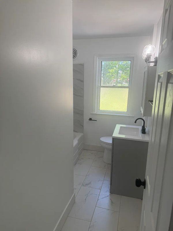 7843 Emery Cir - Photo 4 of 46