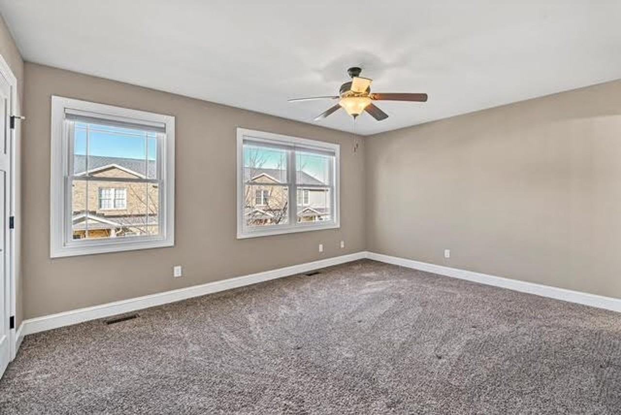 318 Meridian St - Photo 3 of 7