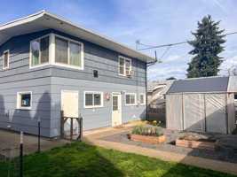 featured image of 154 1/2 Cleveland St