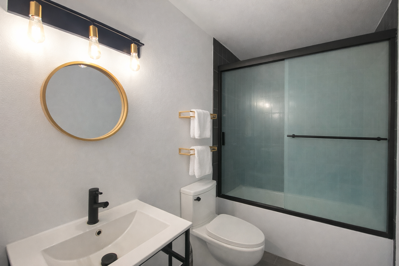 6815 Sw Capitol Hill Rd - Photo 6 of 11