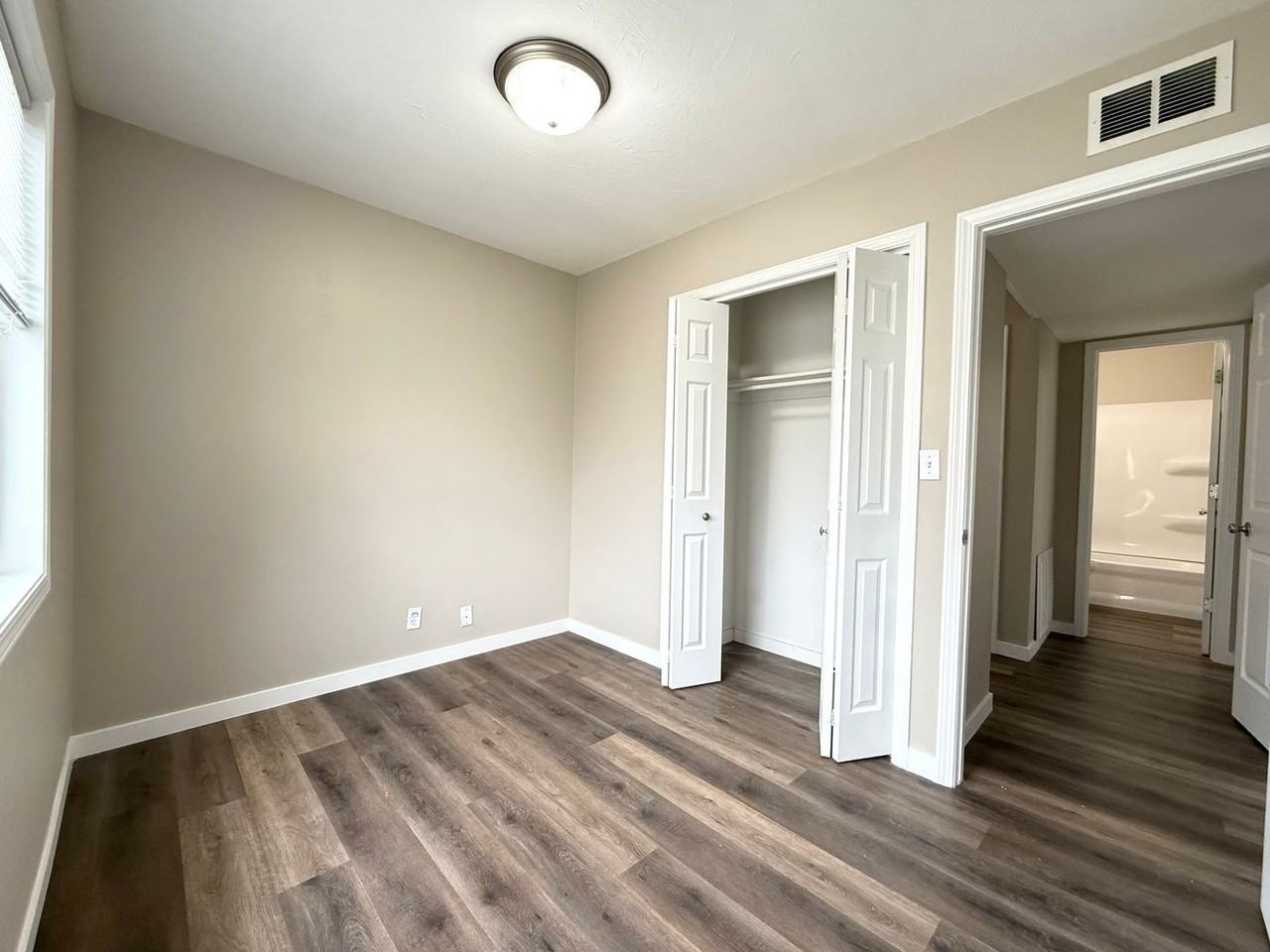 3102 Wakeman Dr - Photo 6 of 13