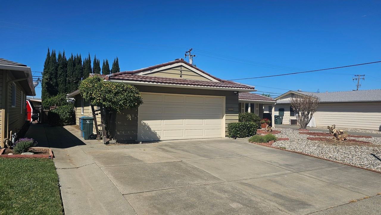 154 Mckinley Cir - Photo 2 of 35