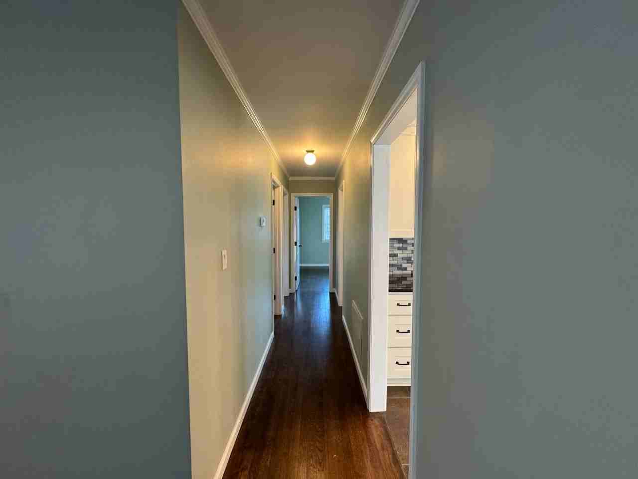 2359 Maplewood Dr - Photo 4 of 20