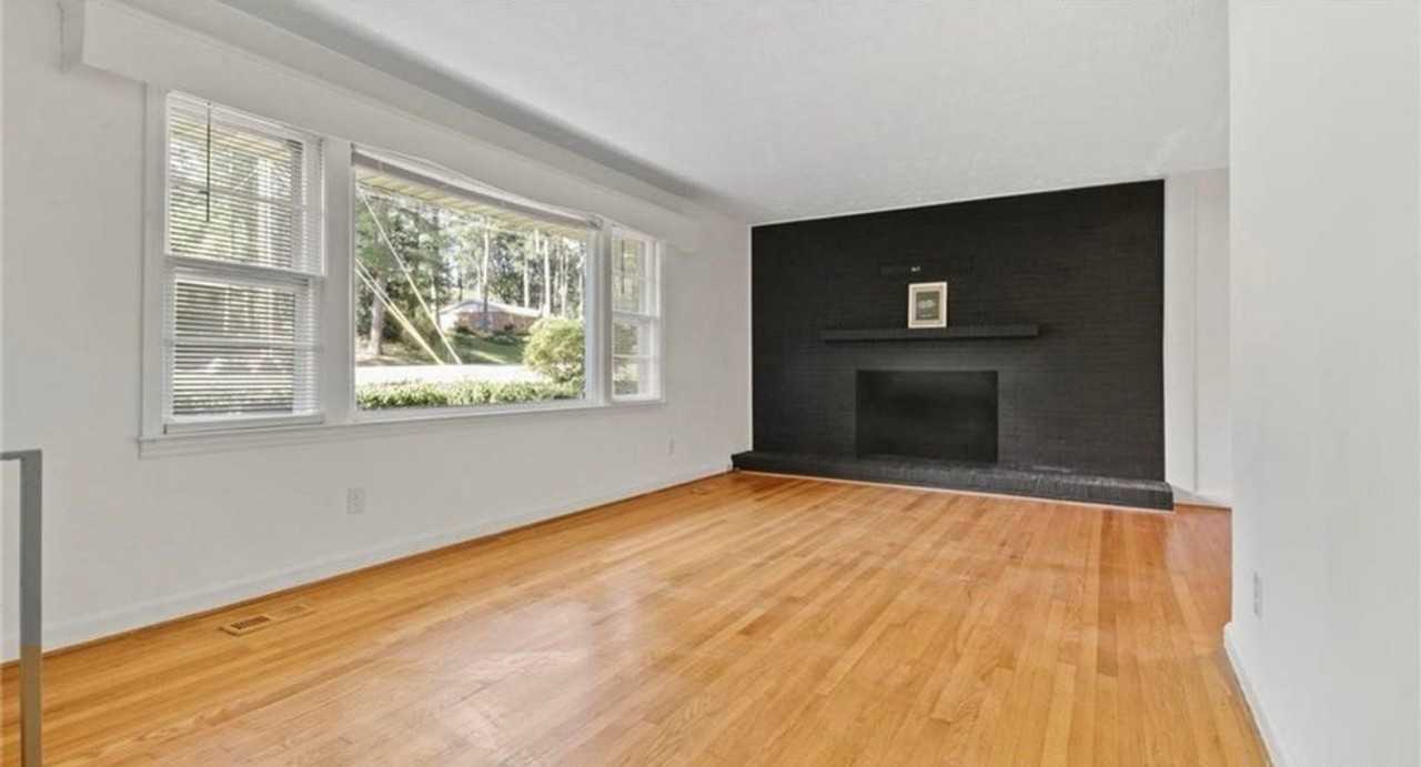 1820 Mcgougan Rd - Photo 3 of 39