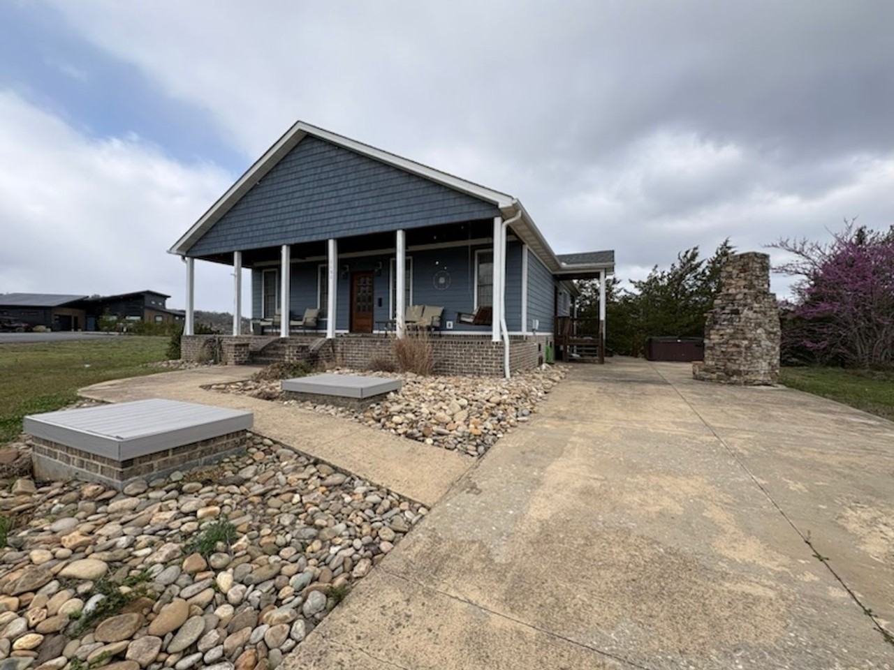 1150 Sanctuary Shores Way - Photo 3 of 23