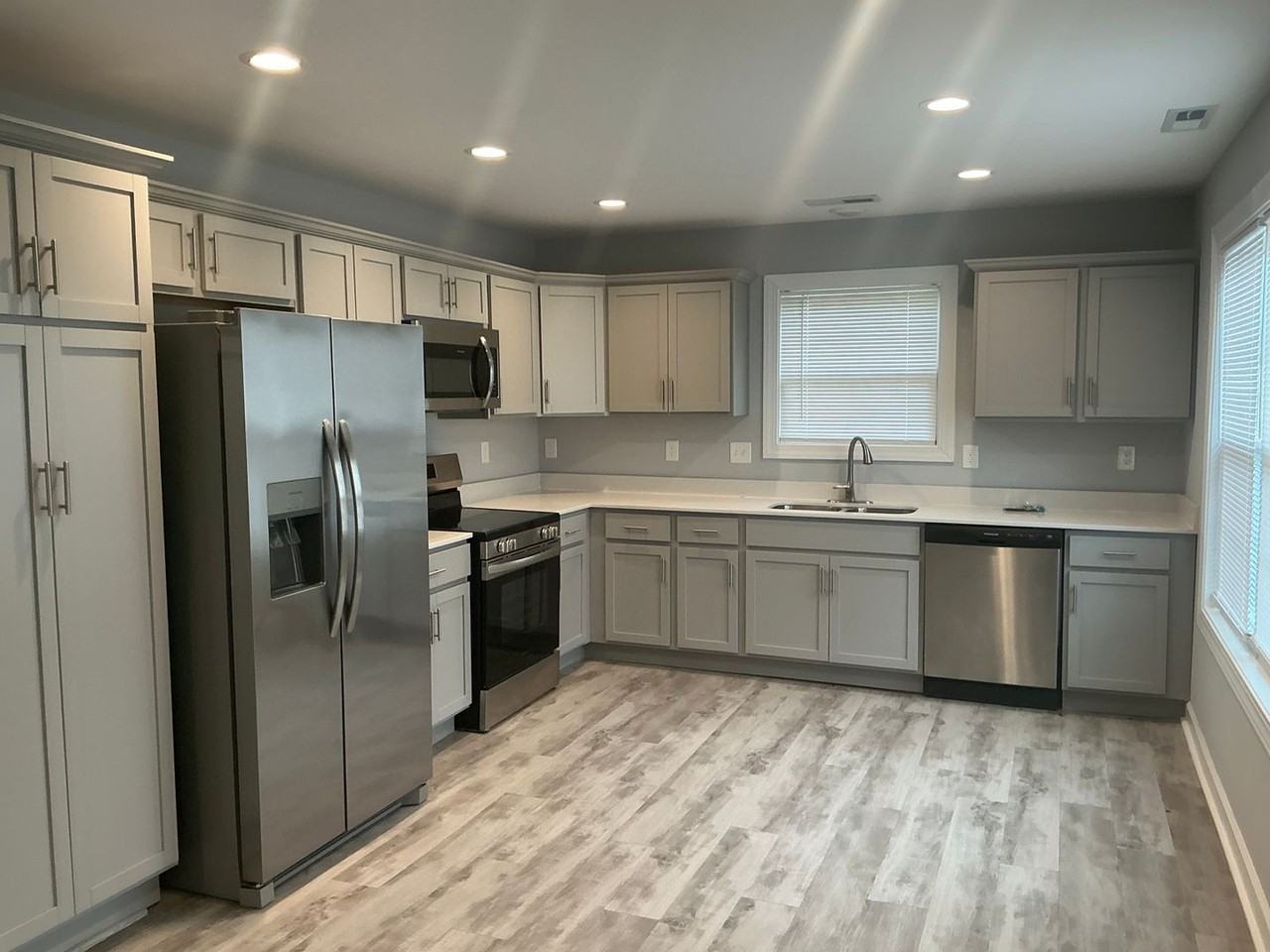 600 600 Colonette Drive - 600 Colonette #A - Photo 3 of 16