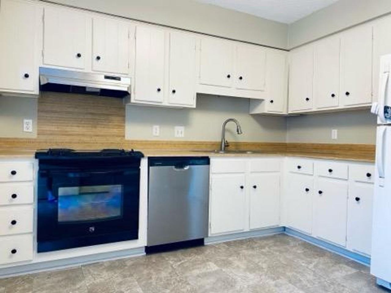 4657 Old Lantern Way - Photo 2 of 15