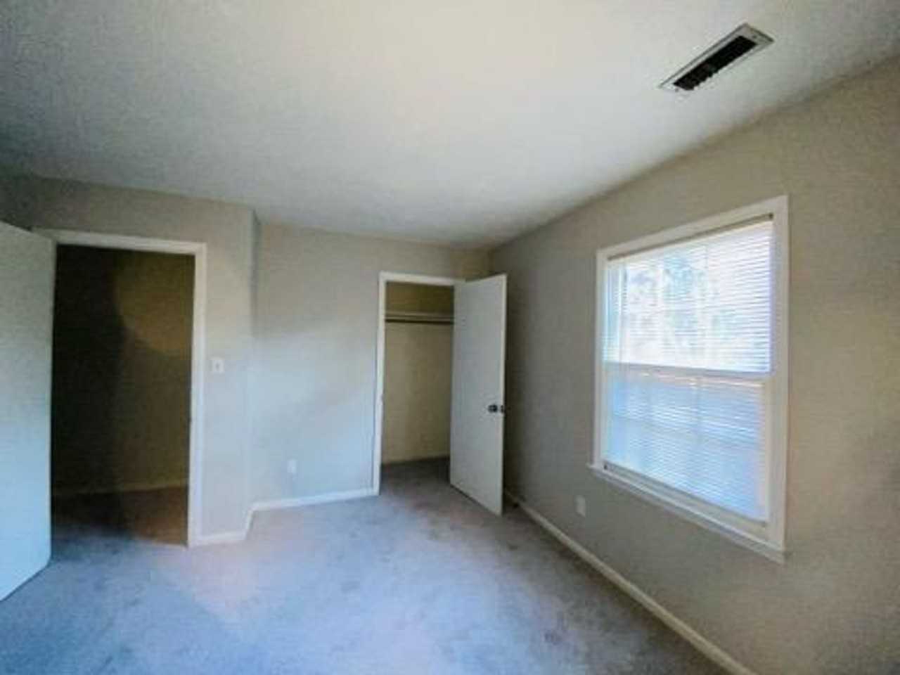 4657 Old Lantern Way - Photo 6 of 15