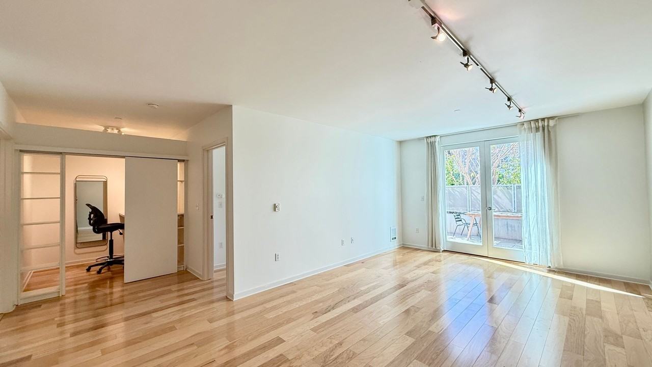 5900 3rd St #2212 - Photo 6 of 30