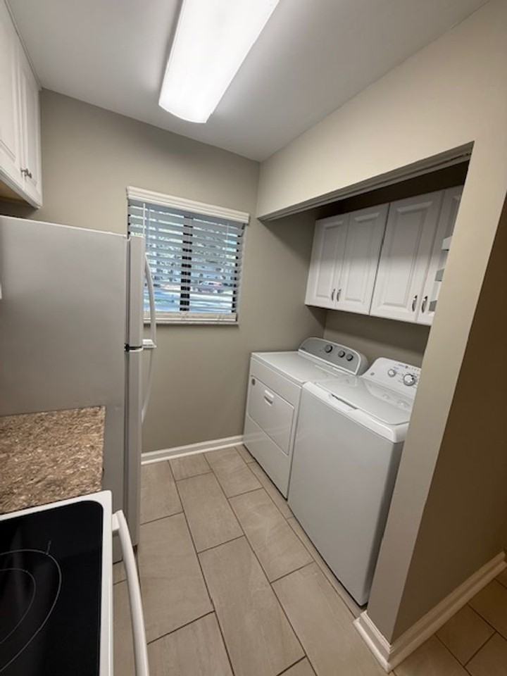 96 Mathews Dr - Photo 4 of 17