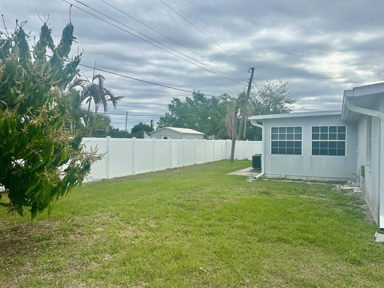 1160 Sharlo Cir - Photo 4 of 11