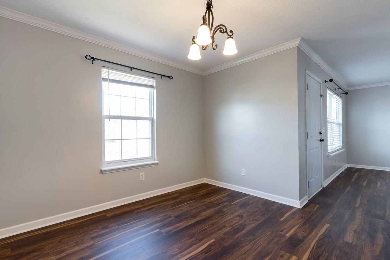 4005 Mimosa View Dr - Photo 4 of 20