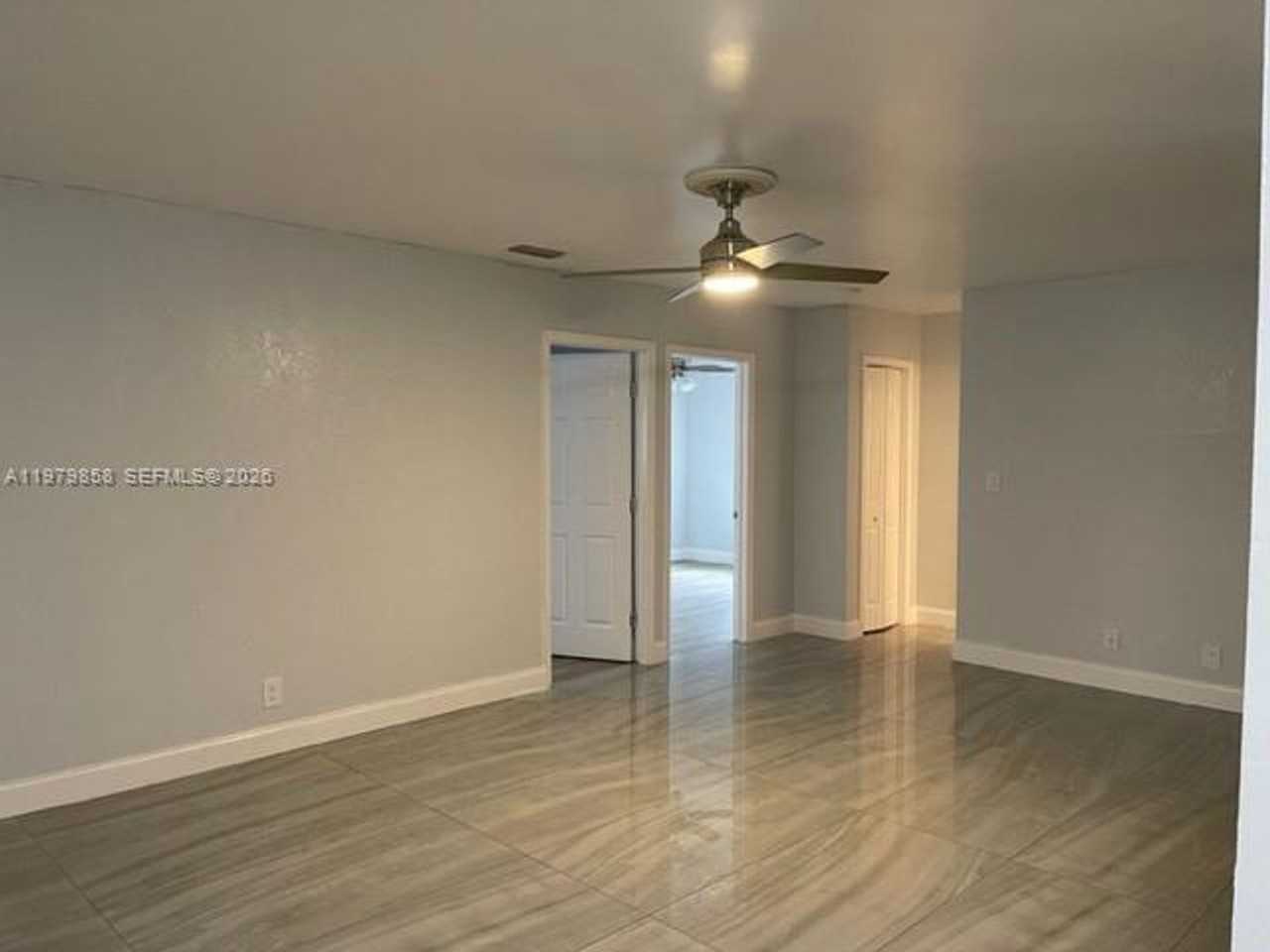 7520 Nw 44th Ct - Photo 6 of 12