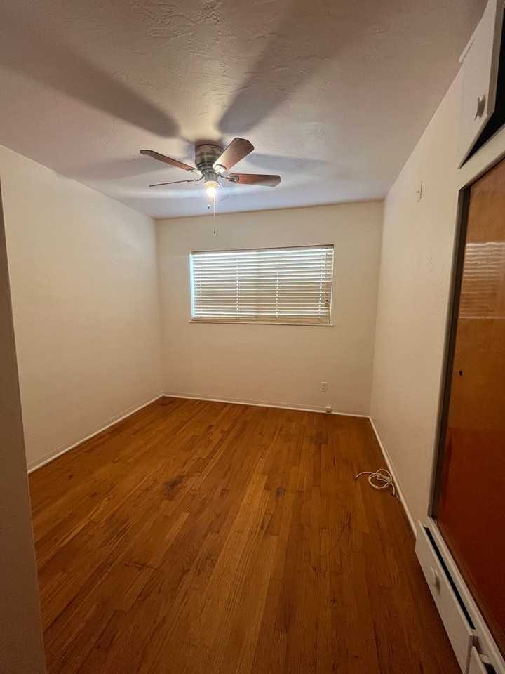 1503 Norboe Ave - Photo 5 of 15