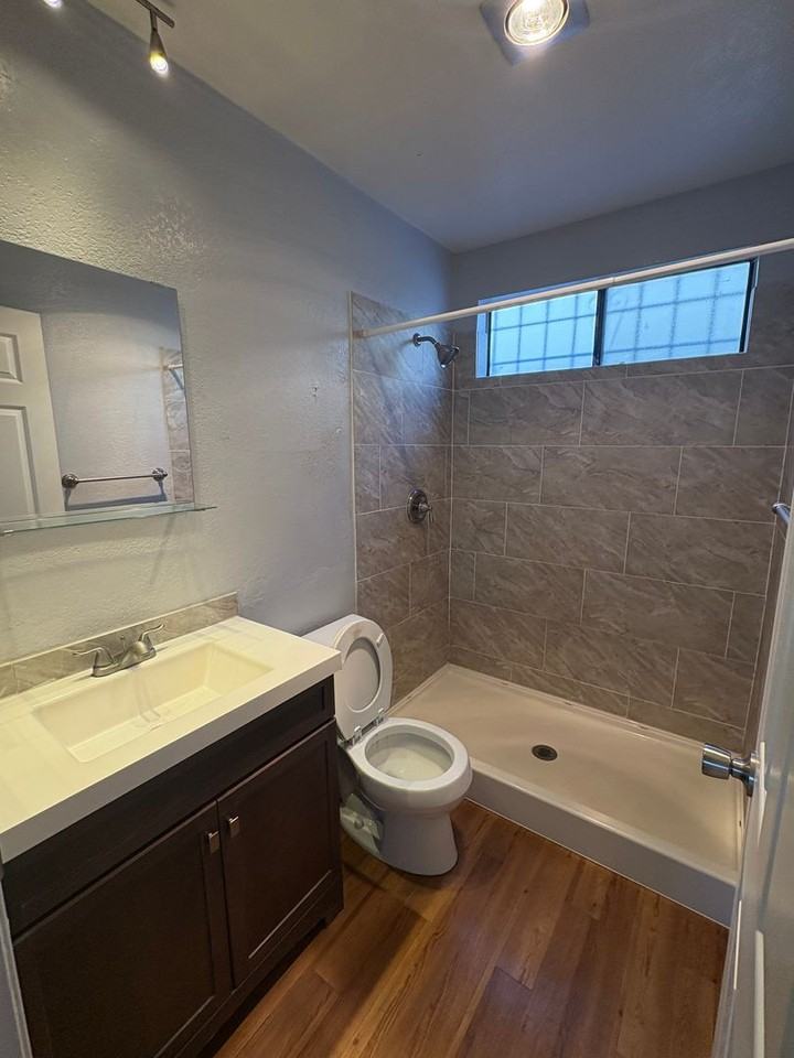 3958 Louisiana St #1 - Photo 4 of 12