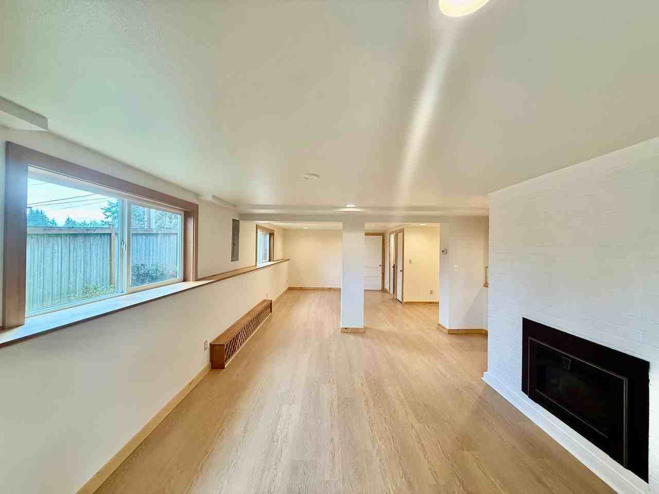 18020 40th Ave W - Photo 7 of 14