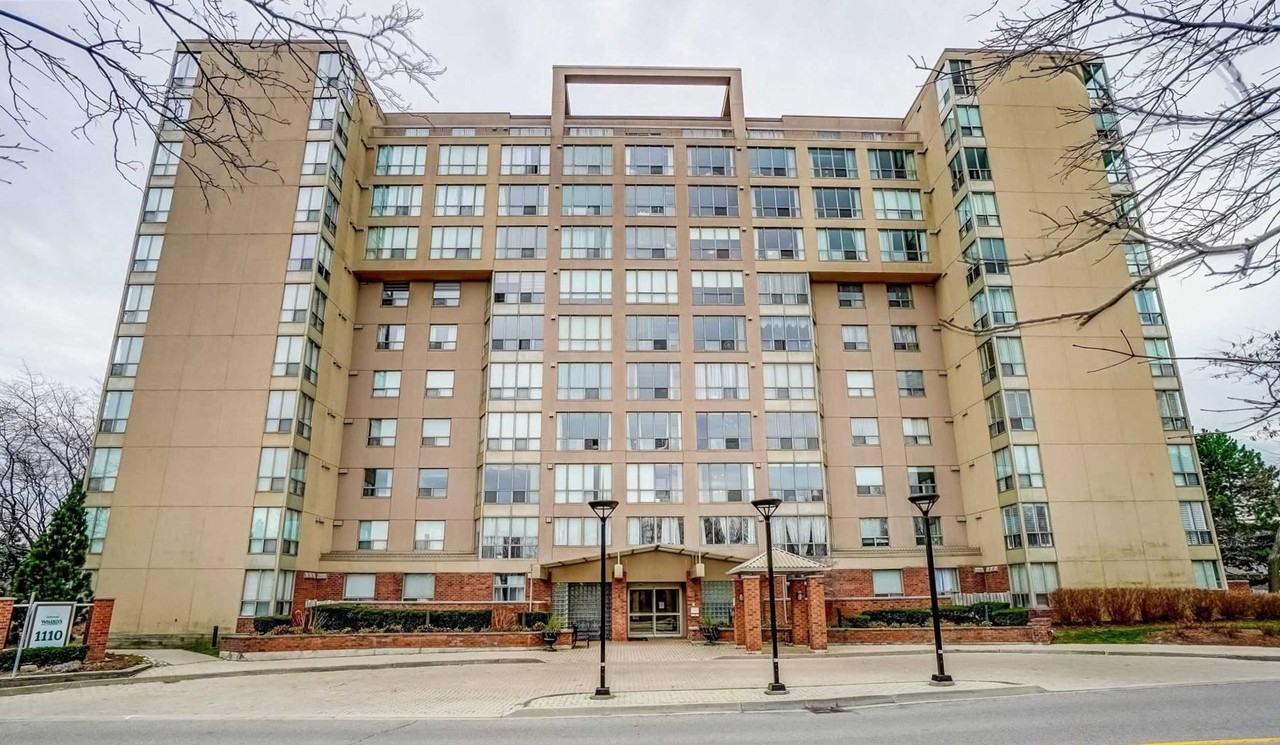 1110 Walden Circle #812