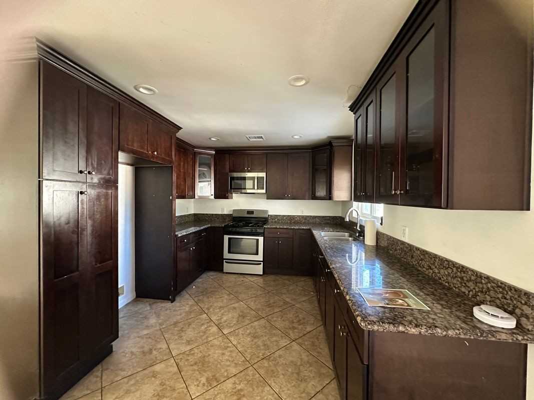 8156 Tilden Ave - Photo 5 of 18