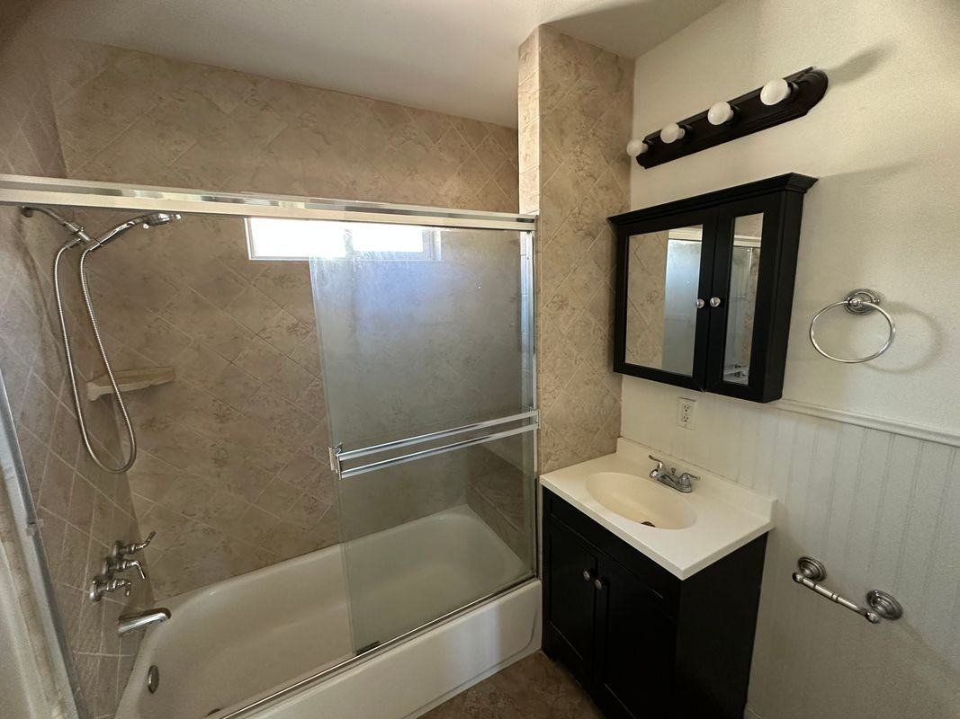 8156 Tilden Ave - Photo 6 of 18