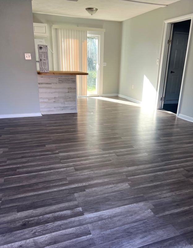 138 Ne Alpha Ter - Photo 2 of 8