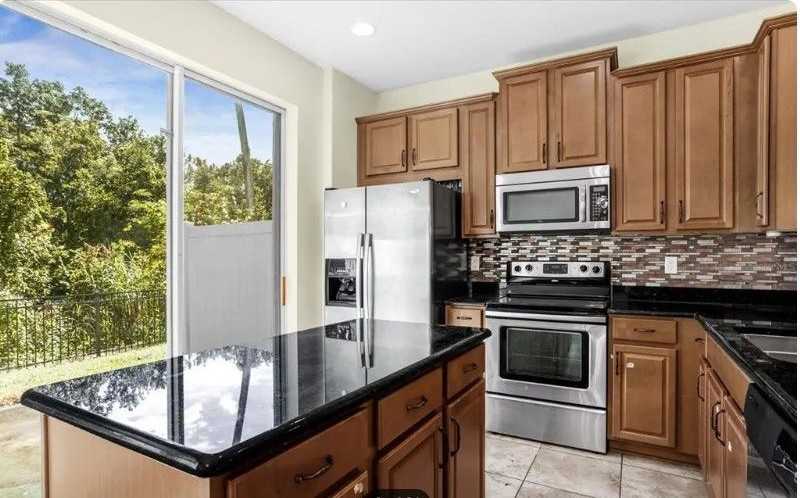 2237 Brookridge Trl - Photo 2 of 5