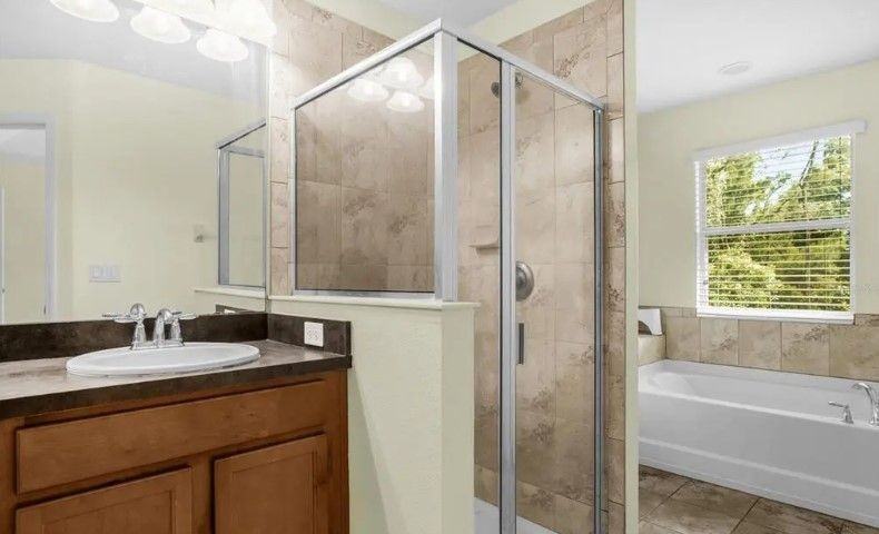 2237 Brookridge Trl - Photo 4 of 5