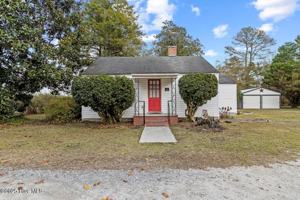 featured image of 4044 North Carolina 11