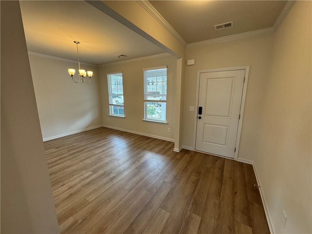 1129 Georgian Point Dr - Photo 2 of 38