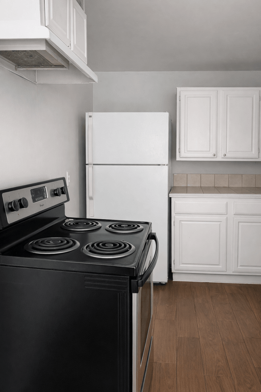 1901 40th St ##3 - Photo 5 of 10