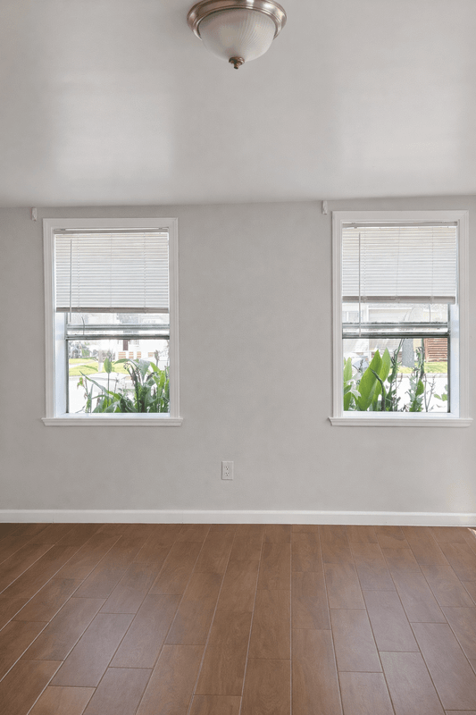 1901 40th St ##3 - Photo 7 of 10