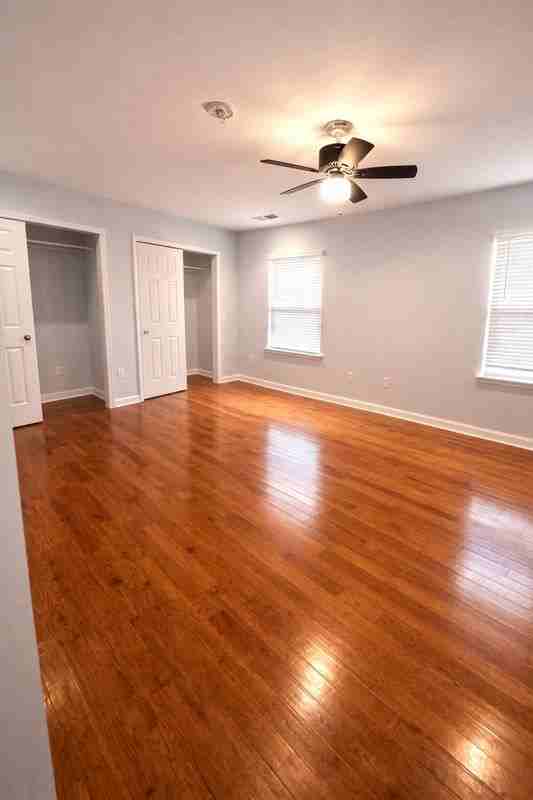 524 Broadway - Photo 2 of 11