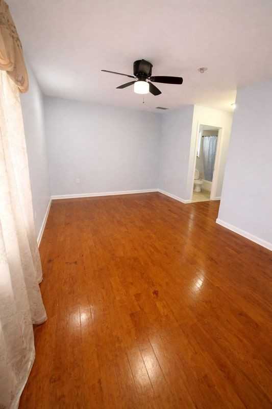 524 Broadway - Photo 4 of 11