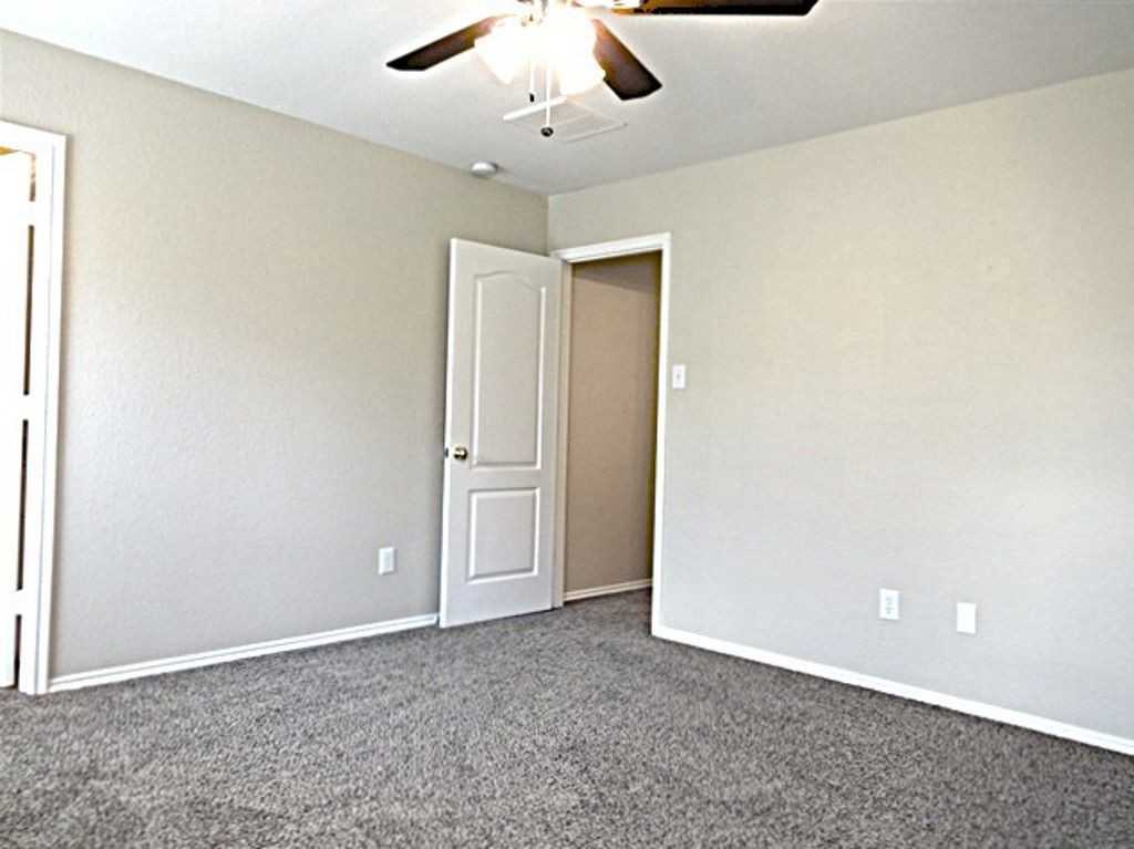 9514 Narnia Springs Ct - Photo 5 of 14