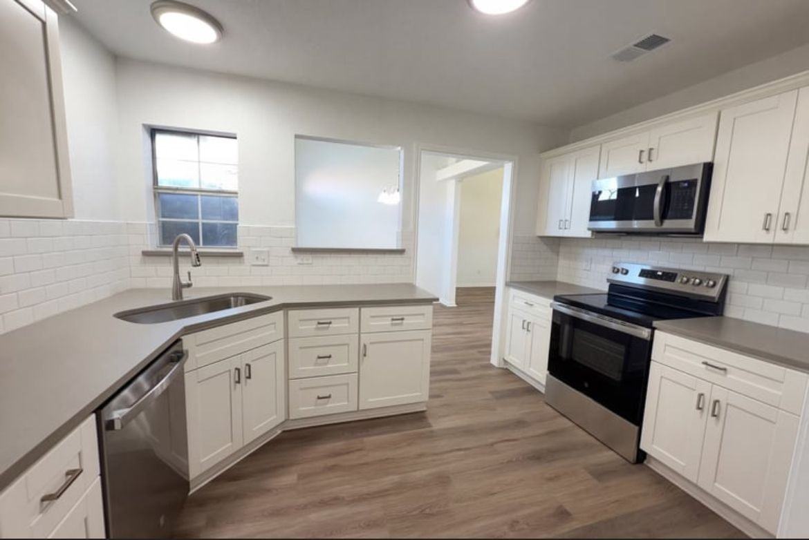 3610 Crosscut Loop - Photo 2 of 16