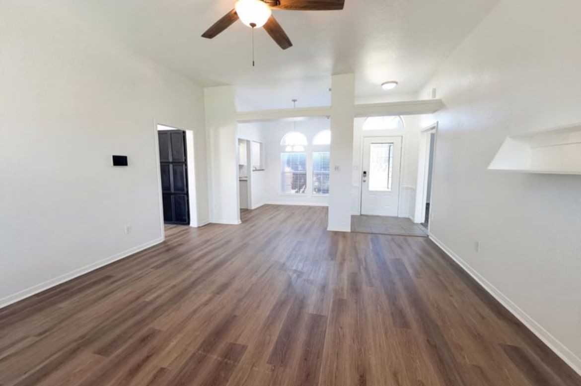 3610 Crosscut Loop - Photo 6 of 16