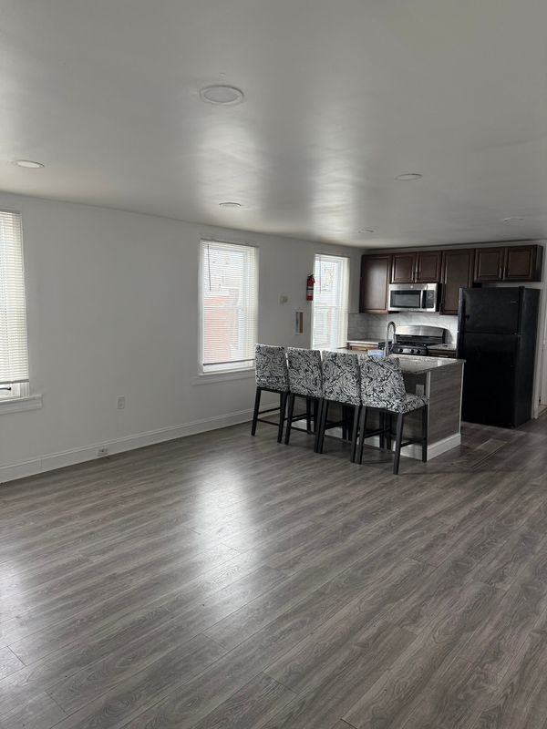 6135 Vine St ##3 - Photo 5 of 15