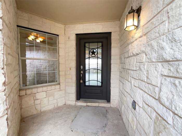 506 Gettysburg Loop - Photo 4 of 31