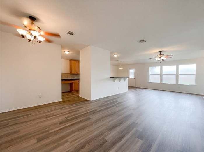 506 Gettysburg Loop - Photo 5 of 31