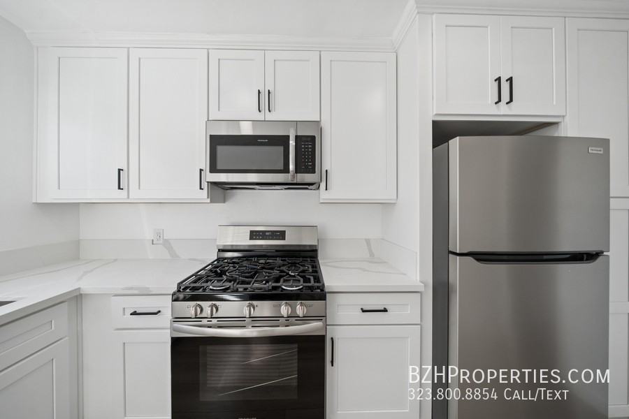 252 S New Hampshire Ave - Photo 3 of 12