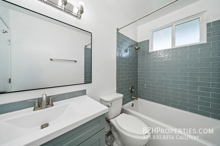 252 S New Hampshire Ave - Photo 6 of 12