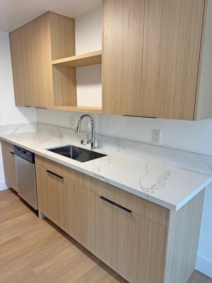 11070 Rose Ave - Photo 2 of 13