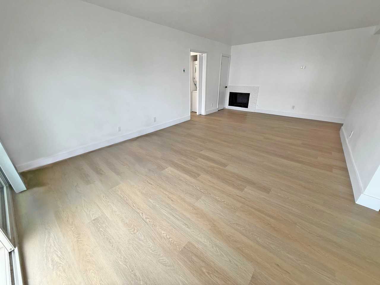 11070 Rose Ave - Photo 4 of 13