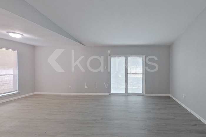 422 David Dr - Photo 6 of 22