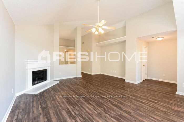 4919 Wilkins Station Dr - Photo 7 of 23