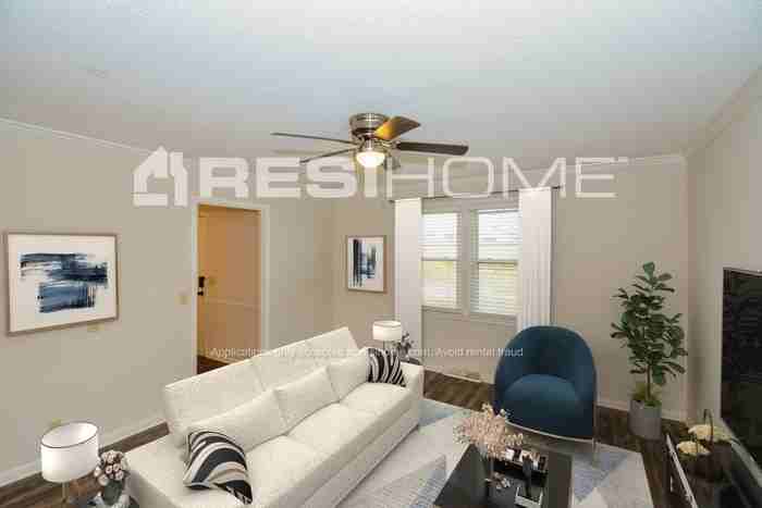 2592 Fairview Blvd - Photo 6 of 20